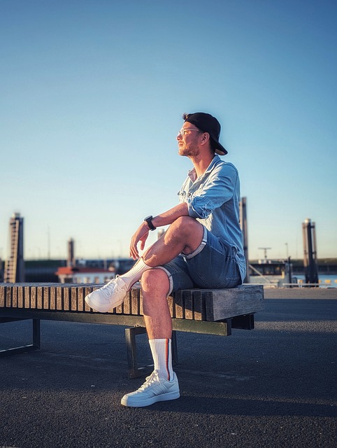 少数几位在 少数几位在